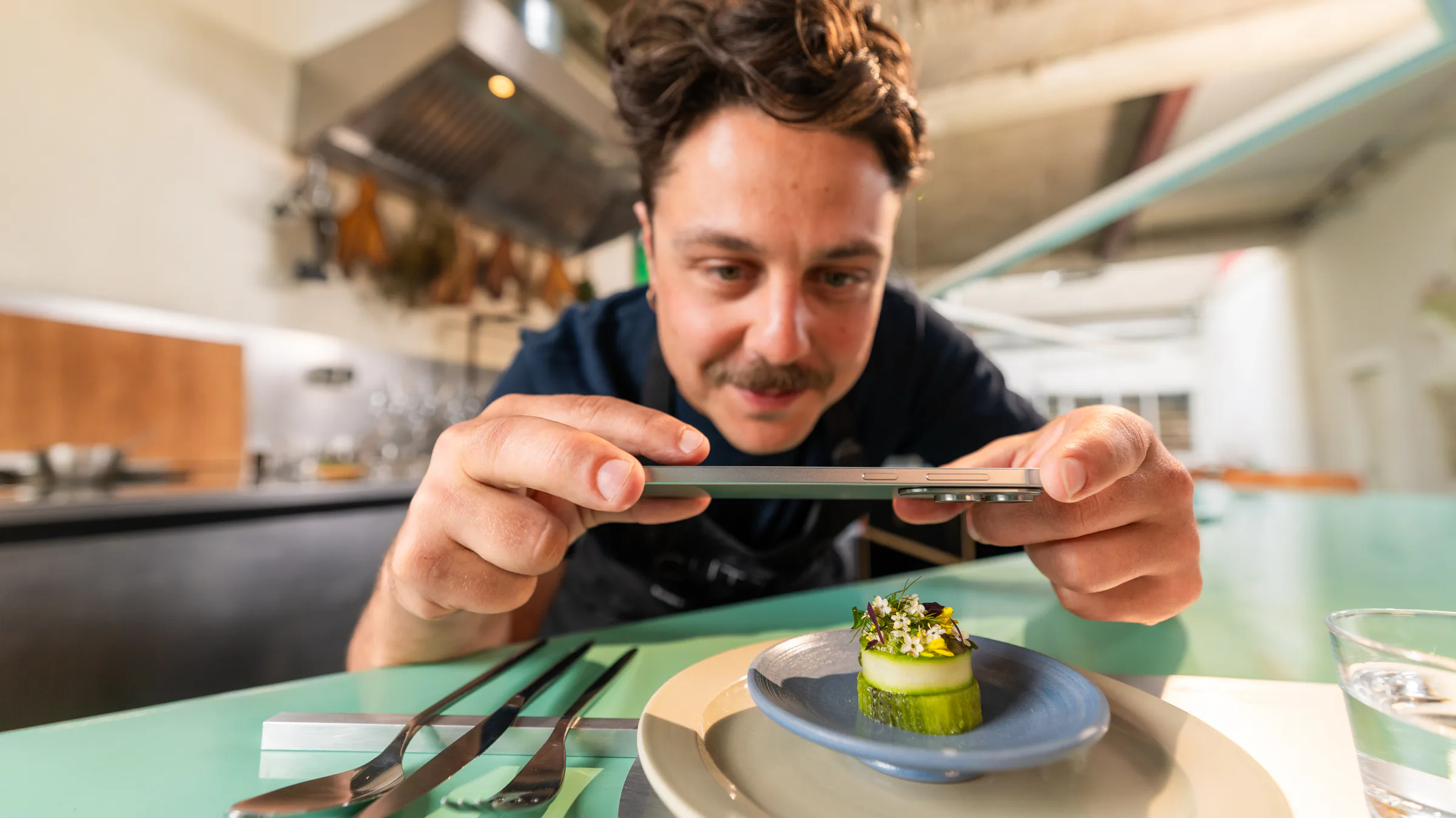 Cutting Edge Restaurant